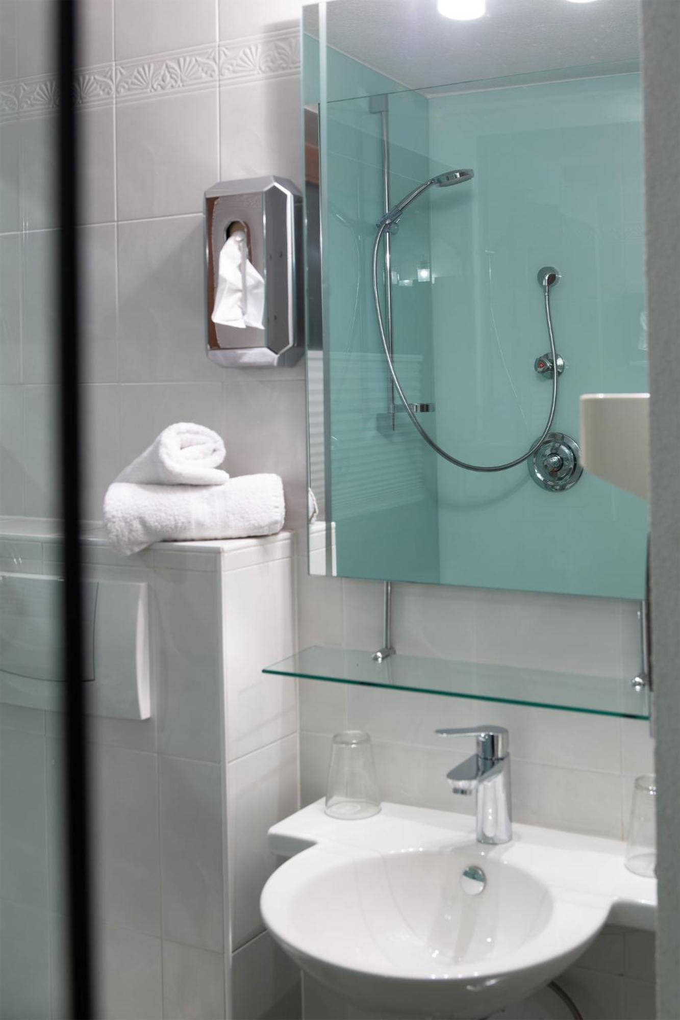 B&B Wienerhof 堤林斯 客房 照片